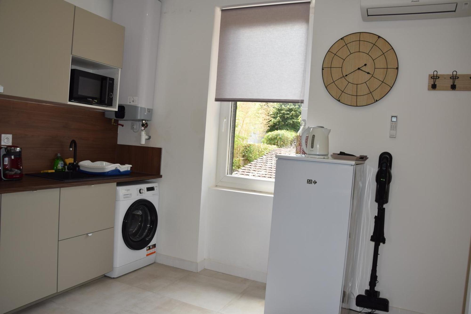 Appartement Elegant T2 A Bron, Tramway A 2Min, Box Parking, 4Personnes Extérieur photo
